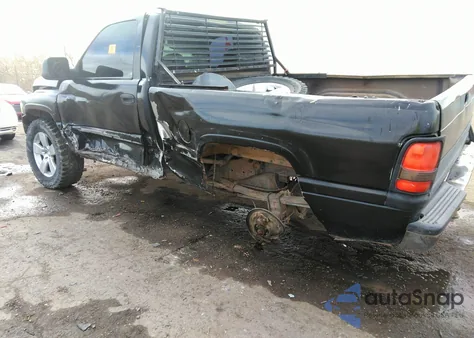 2001 Dodge Ram 1500 St из США, поврежденный, VIN 1B7HF16Y61S782802